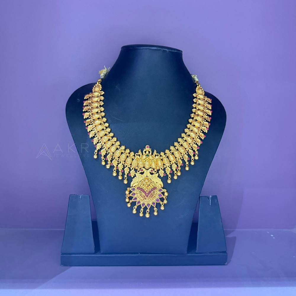 Multiple Swan Motif Antique Necklace