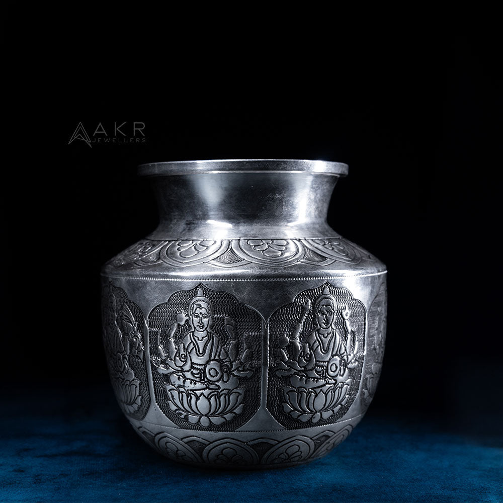 Astalakshmi kalasham