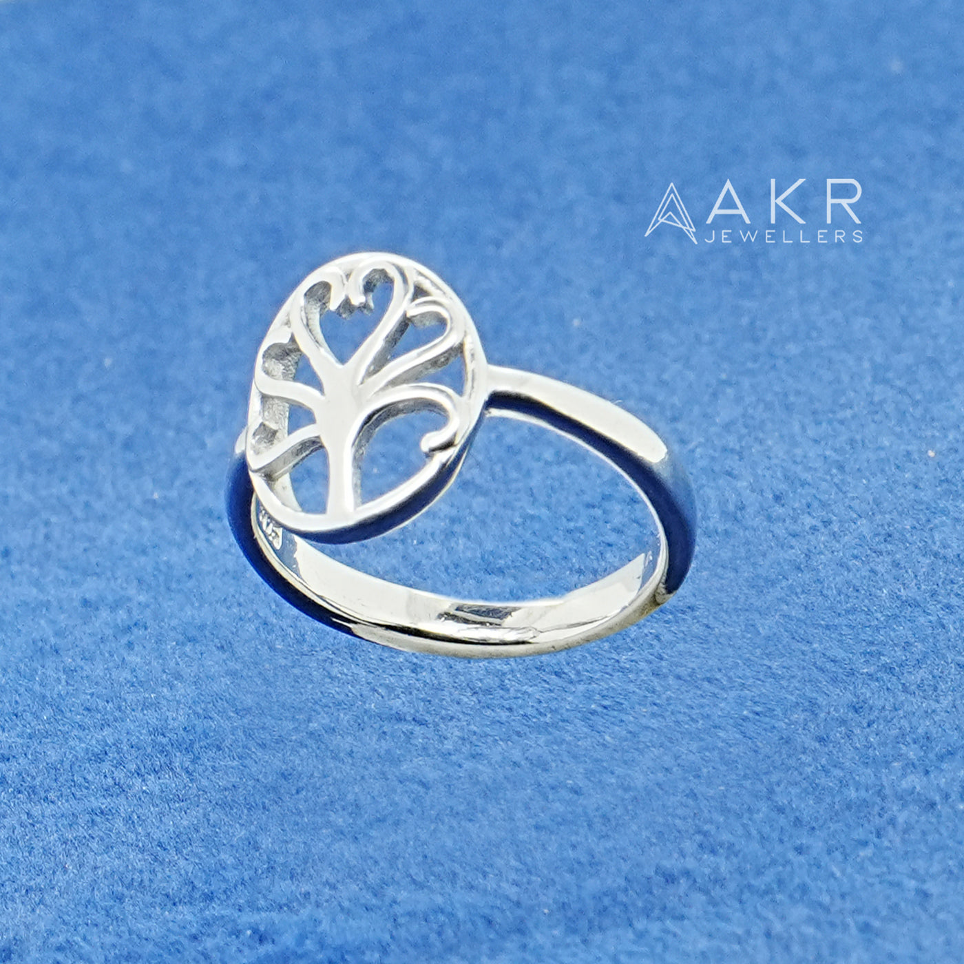 TREA RING