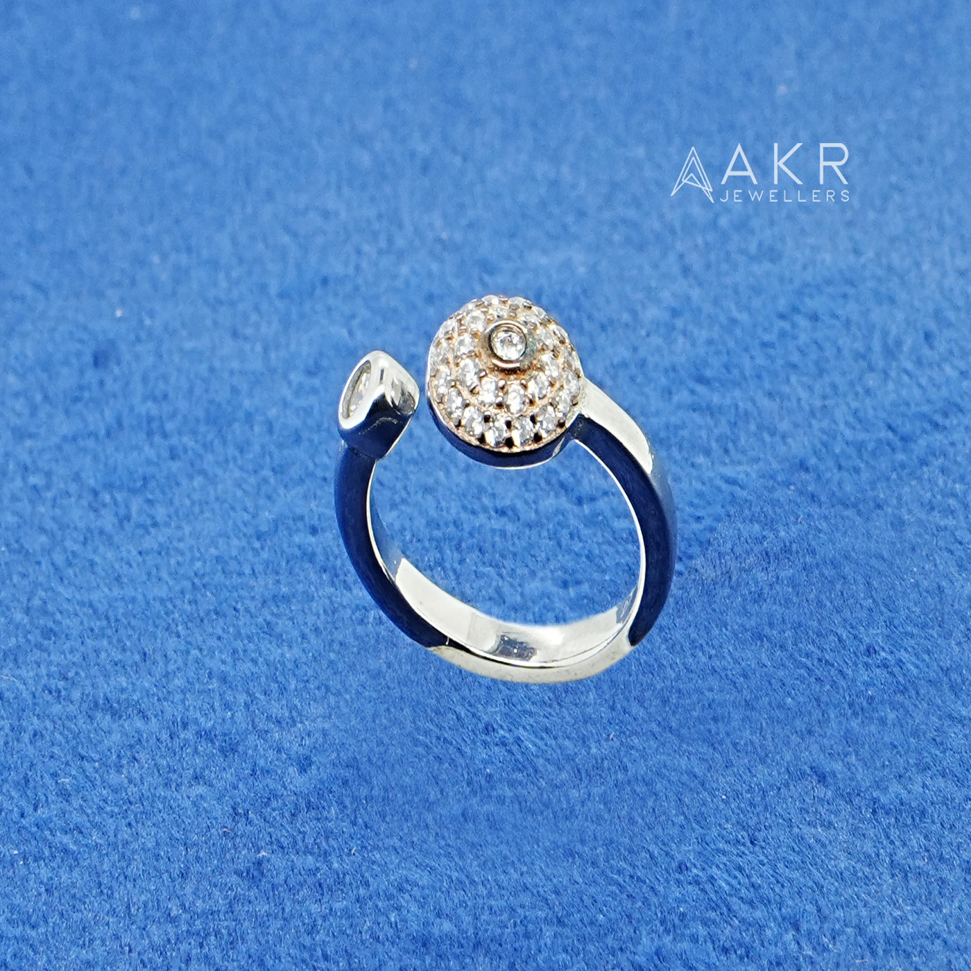 DESIGN RING
