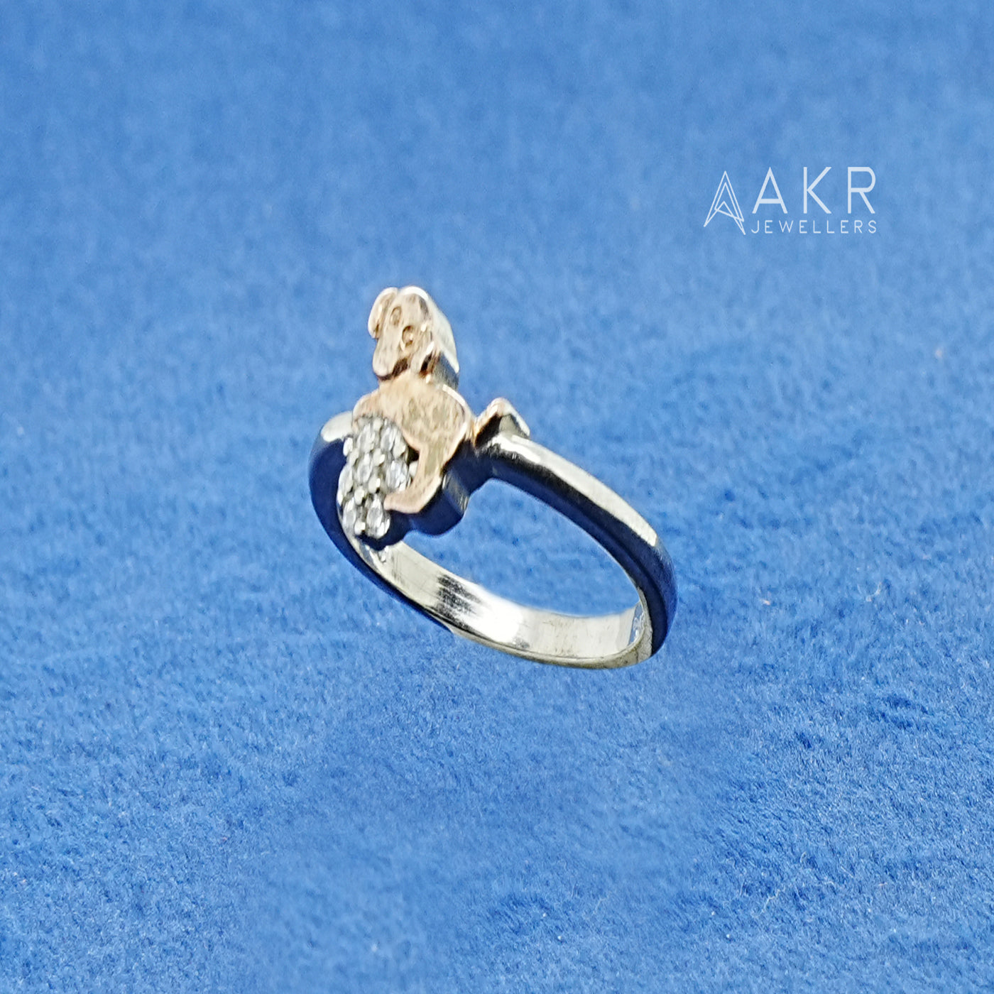 TOY RING