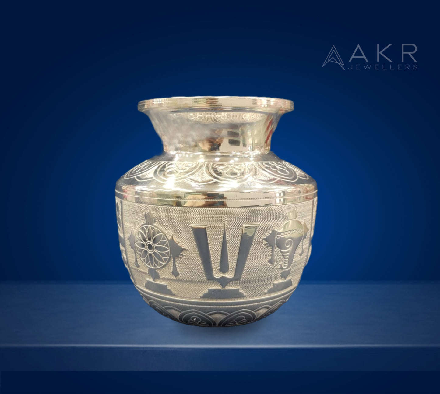 Shanku Chakra Namala chembu